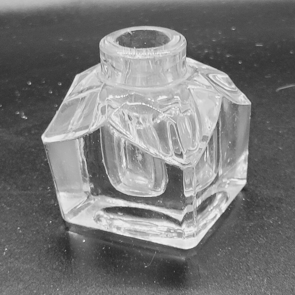 Early 19th Century Victorian Ink Well Beveled Edges Short Neck Square No Lid